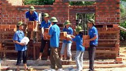 Khoản tài trợ làm nhà tình nghĩa có được tính vào chi phí?