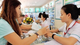 Tài trợ cho bệnh viện có phải xuất hóa đơn không?