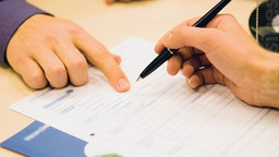 Nhà đầu tư phải ký quỹ để bảo đảm thực hiện dự án 