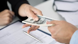 Điều kiện chuyển nhượng vốn góp cho nhà đầu tư nước ngoài