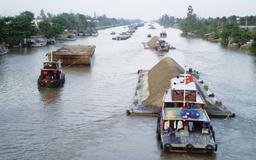 Nhiều chính sách khuyến khích phát triển giao thông vận tải đường thủy nội địa