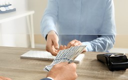 Thủ tục nhận các khoản chuyển tiền một chiều từ nước ngoài