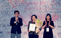 'Nữ tướng' Vinamilk được Forbes Việt Nam vinh danh 'Thành tựu trọn đời'