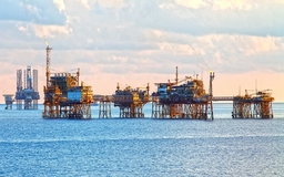 PVN: Điểm sáng trong ‘khủng hoảng kép’