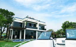 Độc đáo biệt thự nằm trong lòng sân golf PGA