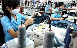  Chi phí phi chính thức làm giảm “hứng khởi” kinh doanh