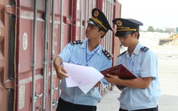 Hết giờ vẫn phải tiếp tục làm việc