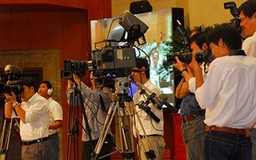 Ai có trách nhiệm cung cấp thông tin của Nhà nước cho xã hội?