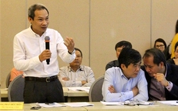 Cơ chế nào khiến taxi truyền thống thua Grab, Uber?