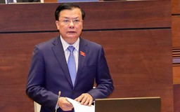 Số lượng khổng lồ các mặt hàng chịu kiểm tra trước thông quan 