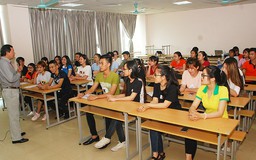 Vướng Thông tư, hàng ngàn lãnh đạo công ty phải đi học lại