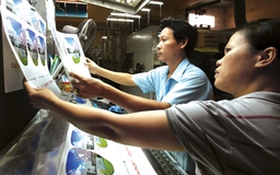 Vừa bấp bênh cho hộ kinh doanh, vừa không công bằng với doanh nghiệp