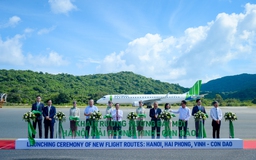 Chiếc Embraer 195 đầu tiên “gõ cửa” bầu trời Côn Đảo