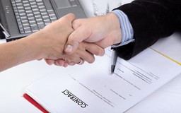 Quy định về ký hợp đồng với lao động nước ngoài