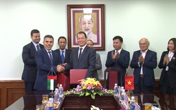 Vinacomin xuất gần 1 triệu tấn alumin sang UAE