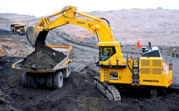 TKV: Cải tiến máy xúc lật hông mini, tăng gấp đôi năng suất đào lò