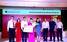 Agribank trao sổ tiết kiệm 1 tỷ đồng cho khách hàng trúng Giải đặc biệt thứ nhất