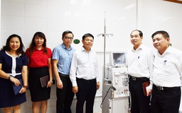 Vietcombank tài trợ 2 máy lọc thận cho Bệnh viện Xanh Pôn 
