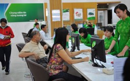 Vietcombank giảm lãi suất cho khách hàng tại 10 tỉnh miền Trung