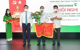 Vietcombank quyết tâm hoàn thành 'nhiệm vụ kép' trong 6 tháng cuối năm 
