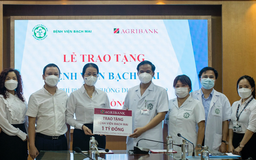 Agribank ủng hộ 300 tỷ đồng hoạt động phòng, chống dịch