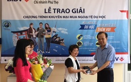 BIDV trao giải “Mua ngoại tệ du học-Nhận nhiều quà thêm vui” 