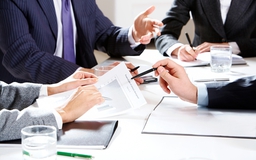 Điều kiện nhượng quyền thương mại