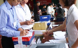 Có phải ghi tên nhà thầu phụ trong hợp đồng?