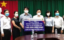 BIDV trao 100 triệu đồng hỗ trợ Trung tâm CDC Đồng Nai