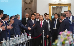 Thủ tướng dự Diễn đàn Doanh nghiệp Việt Nam-Romania