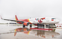 Vietjet nhận tàu bay mang biểu tượng 45 năm quan hệ Việt - Pháp