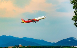 Vietjet khai thác chuyến bay đầu tiên đến sân bay Vân Đồn ngày mở lại