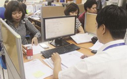 Người bán phải lập hóa đơn khi bán hàng hóa, dịch vụ