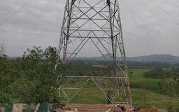Đường dây 500 kV Dốc Sỏi-Pleiku 2 khó về đích đúng hẹn