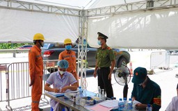 EVNHANOI chung tay cùng lực lượng tuyến đầu chống dịch