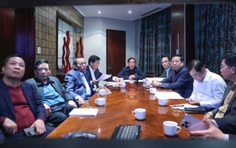 Từ Nam Phi, Thủ tướng chủ trì cuộc họp trực tuyến về ứng phó, khắc phục hậu quả mưa lũ