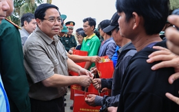 Khẩn trương khắc phục hậu quả do lũ lụt, nhanh chóng khôi phục sản xuất, ổn định đời sống Nhân dân