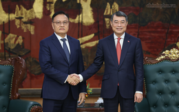 Thủ tướng Lê Minh Hưng tiếp Phó Thủ tướng, Bộ trưởng Bộ Tài chính Lào Santiphab Phomvihane