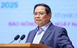 Prime Minister Pham Minh Chinh chats with farmers nationwide