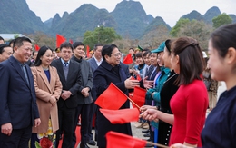 Thủ tướng thăm, chúc Tết tại vùng biên giới tỉnh Cao Bằng