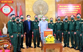 Phó Chủ tịch Quốc hội thăm, chúc Tết lực lượng vũ trang tại TP. Đà Nẵng