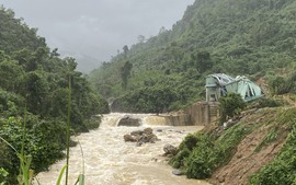 Quảng Ngãi: Di dời người dân vùng ngập lụt; nỗ lực tìm kiếm nạn nhân tại thủy điện Kà Tinh