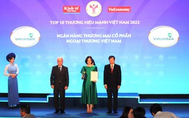 Vietcombank 9 lần liên tiếp có mặt trong Top 10 thương hiệu mạnh Việt Nam