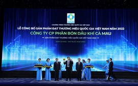 Phân bón Cà Mau lần thứ 5 đạt giải thưởng 'Thương hiệu quốc gia Việt Nam'