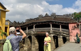 Hội An tu bổ di tích chùa Cầu 400 năm tuổi
