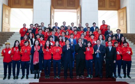 Thủ tướng Phạm Minh Chính: 'Những cô gái kim cương' đã làm nên chiến thắng mang ý nghĩa sâu sắc, truyền cảm hứng