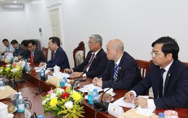 Thúc đẩy hợp tác giữa Bộ Xây dựng với Bộ Công chính và Vận tải Lào
