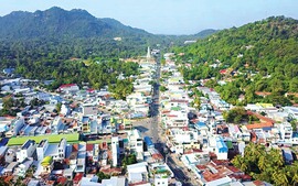 Cử tri ủng hộ thành lập thị xã Tịnh Biên, tỉnh An Giang