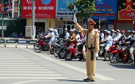 Lãnh đạo Bộ Công an gửi thư khen lực lượng Cảnh sát giao thông
