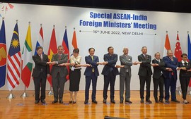Ấn Độ ủng hộ lập trường nguyên tắc của ASEAN về Biển Đông